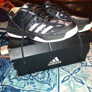 kids Adidas shoes never used